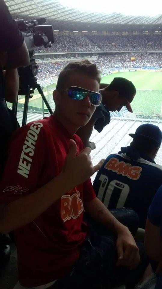 Dizem que samos loucos da cabeça